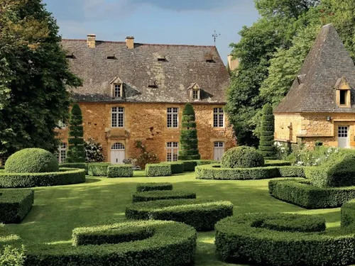 Trois étoiles Michelin pour les jardins d’Eyrignac