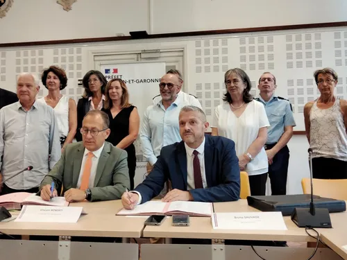 Emeutes : les forces de l'ordre pourront rentrer dans tous les HLM...