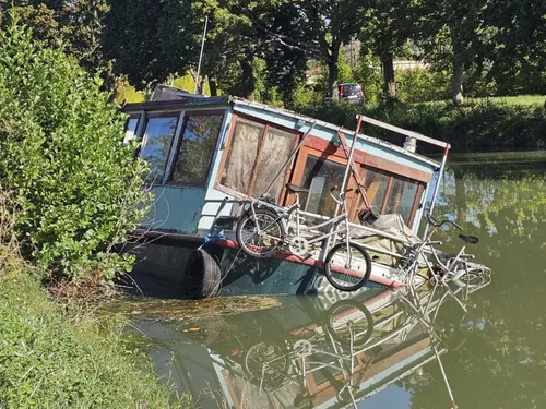 Grisolles : une péniche prend l’eau, le secteur sécurisé