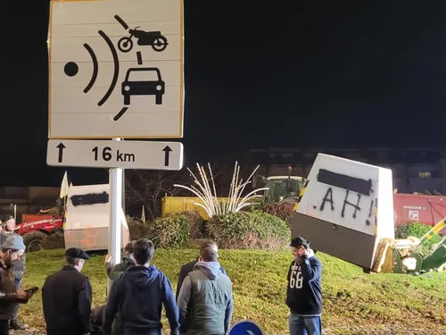 Des centaines d’agriculteurs mobilisés à Montauban : le festival...