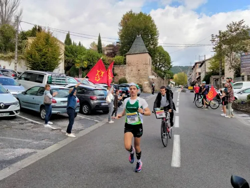 100 kms de Millau : Gabriel Noutary, tous derrière et lui devant