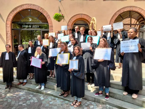 Montauban : les greffiers dénoncent une "maltraitance...