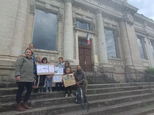 L'instruction en famille devant le tribunal