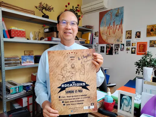 Le curé de Moissac va bénir les moissons en Harley-Davidson