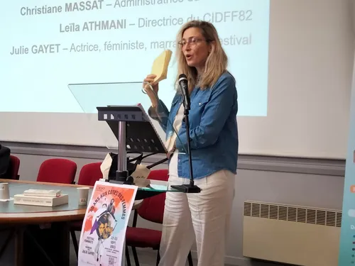 Julie Gayet à Montauban avant le tournage de son film sur Olympe de...