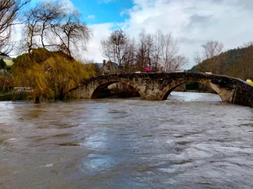En Lozère après la crue l'heure est au nettoyage 