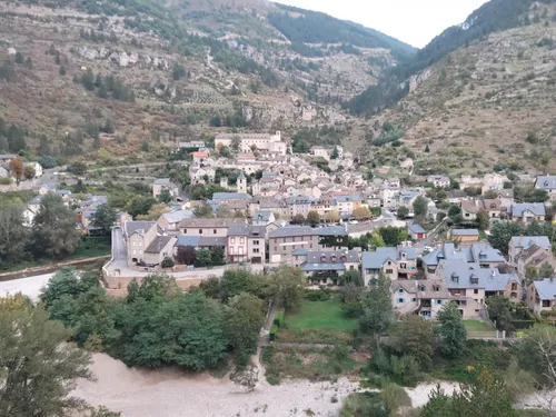 L'ancien monastère de Sainte-Enimie va devenir un centre d'art...