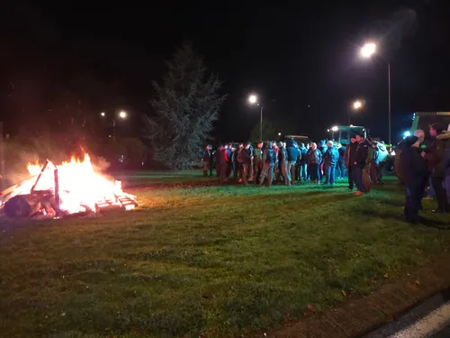  Des feux de la colère en Auvergne 