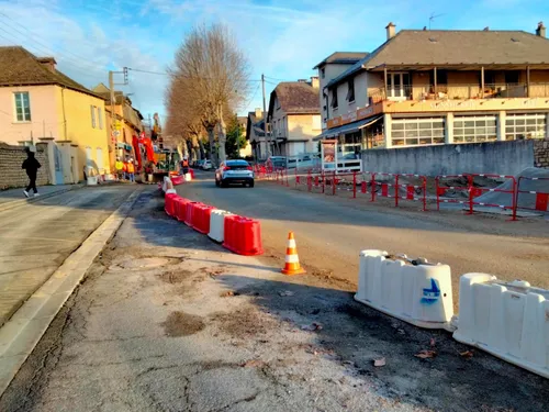 La rénovation du réseau d'eau à Marvejols est à mi-course. Les...