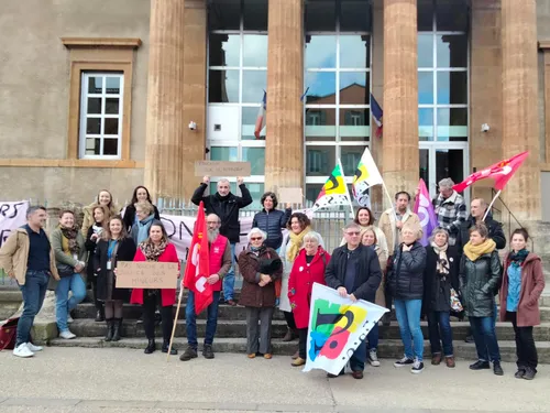 "Un coup de poignard à la spécificité de la justice pour mineurs"