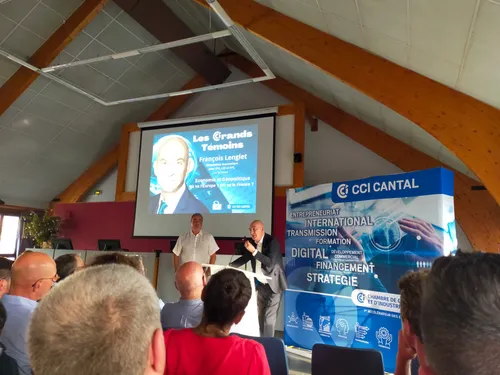 "On revient au monde normal" ! 