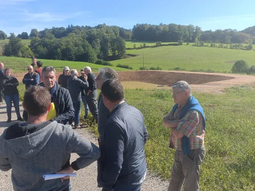 La retenue d'eau de Naves a-t-elle été facilitée ?
