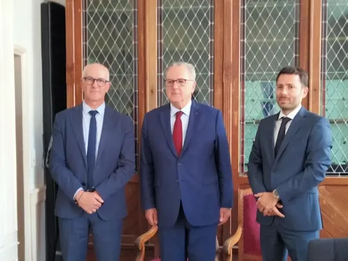 Audience historique à Mende : le Conseil constitutionnel était dans...