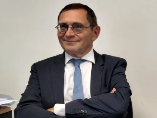 L'ancien député Pierre Morel-à-l'Huissier pourrait être jugé devant...