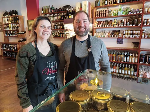 "C'était osé d'ouvrir une cave à Caussade" : Vins sur 20 fête ses...