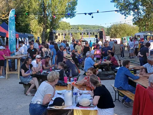 Lot en Bodéga  : le succès de l'esprit guinguette 