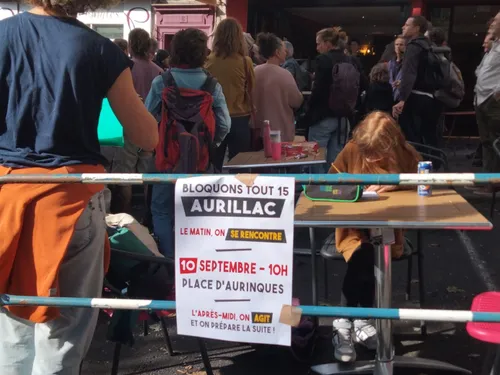 Bloquons Tout : à Aurillac, une manifestation bon enfant et dans le...