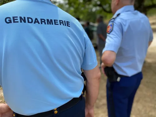 Soupçonnée de 13 incendies, une femme de 76 ans jugée ce mardi