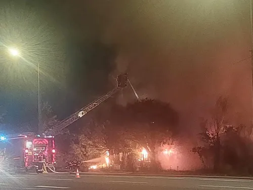 Albias : l'entreprise Les Ateliers du Lys touchée par un incendie,...