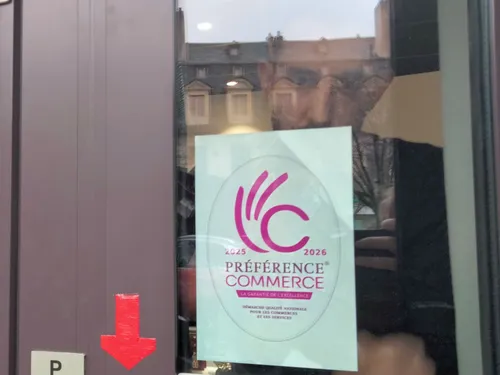 Deux boutiques marvejolaises reçoivent le label Préférence commerce