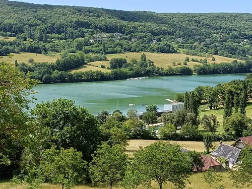 JO :  La Suisse mais aussi le Mexique à Brive, au lac du Causse.