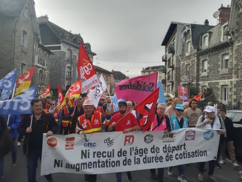 Face à la réforme des retraites : une mobilisation quasi record. 