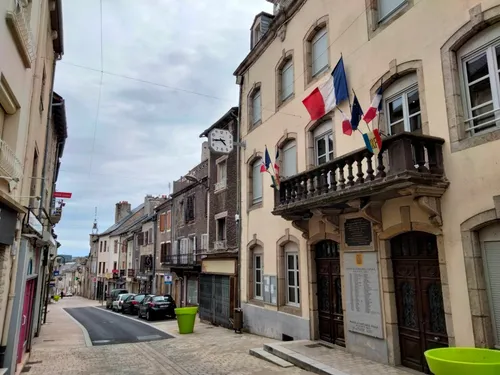 Quelle est l'ambiance au sein du Conseil Municipal de Saint-Chély...