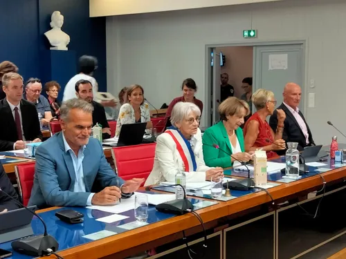 Sans surprise, Marie-Claude Berly élue maire de Montauban