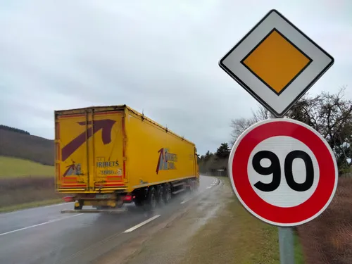 En Aveyron, la 88 repasse à 90 !