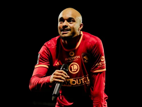 Timothé Nkada, le goleador dans le Club Sang et Or