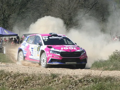 Victoire historique de Sarah Rumeau au rallye Terre des Causses