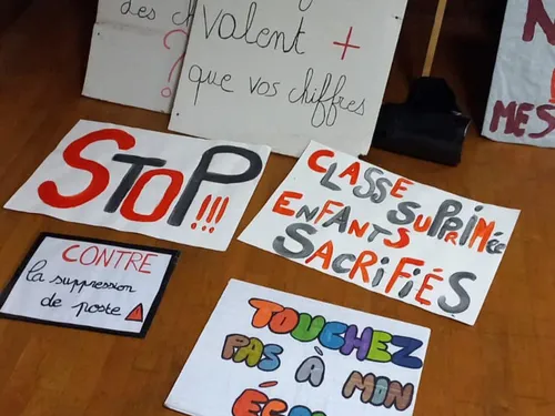 Lot : 9 fermetures de postes pour la rentrée 2025