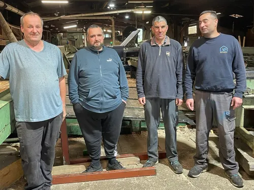 La scierie du Bleymard est sauvée et va même se développer grâce à...