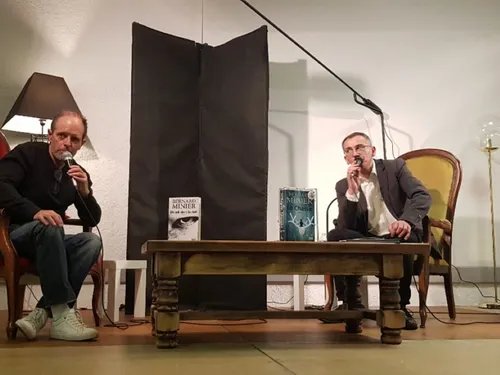 L'écrivain Bernard Minier se confie au micro de Totem