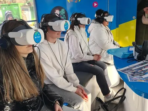 Aurillac : la caravane des métiers fait le plein