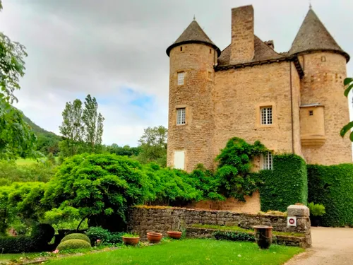 Lozère : le jardin du château de Ressouches ouvre ses portes