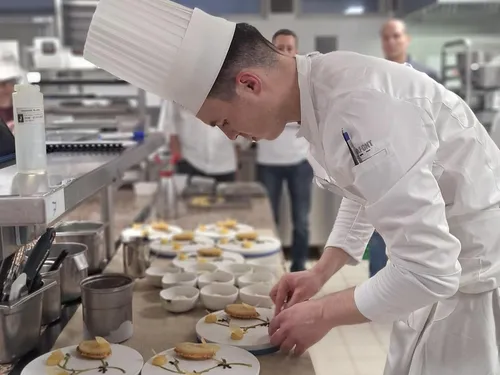 Un pâtissier cantalien en finale du championnat de France du dessert