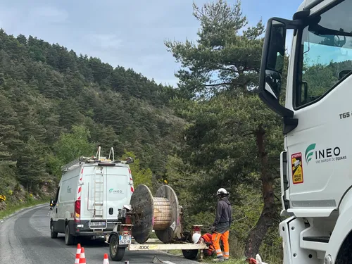 Pourquoi Enedis démonte des lignes électriques dans les Cévennes