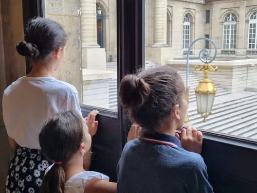 " Depuis 15 ans, c'est tout une famille qui se meurt" : Sandra...