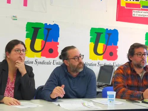 "On s'attendait à une année de pause, le recteur en a décidé...