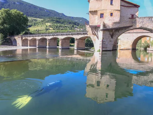 Pourquoi des plongeurs interviennent à Millau ?