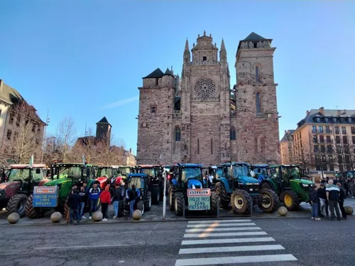 400 tracteurs dans les rues de Rodez
