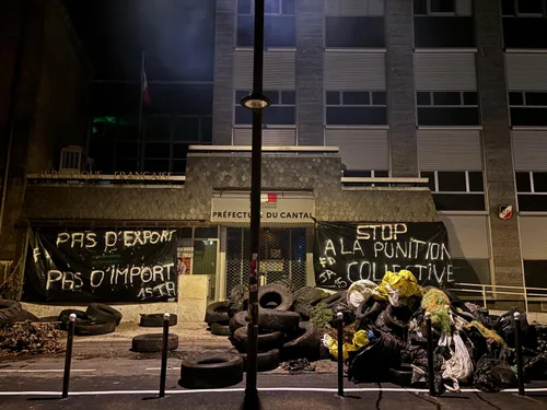 Blocages agricoles : la FDSEA appelle au calme dans le Cantal