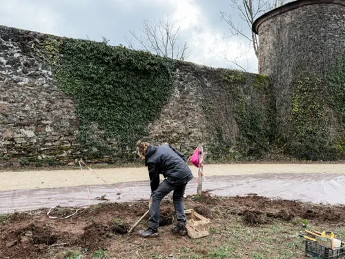 Rodez : des légumes bio poussent en ville pour nourrir les enfants