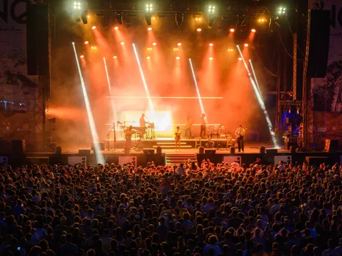 Natural Games : Clara Luciani, Gringe et The Avener à l'affiche en...