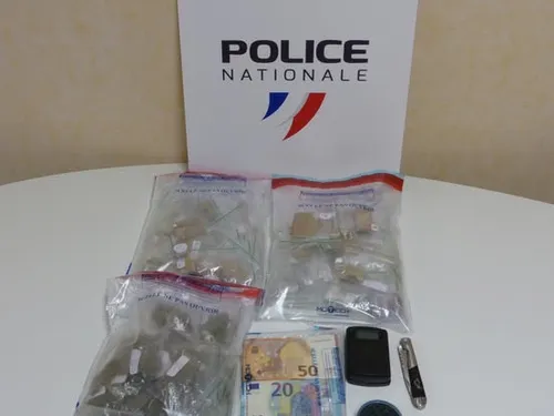 Trois mineurs interpellés à Millau dans une affaire de stupéfiants