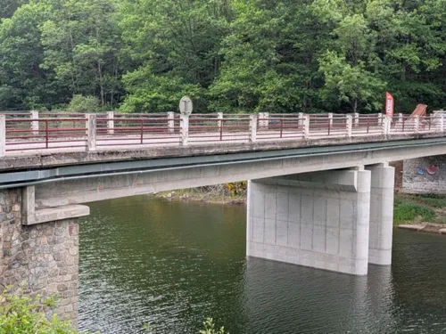 Les travaux sur le pont du Viau se poursuivent