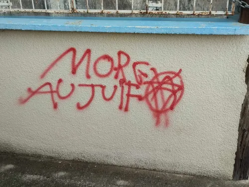 EXCLUSIF  - Des tags à caractère antisémite découverts à Boudou