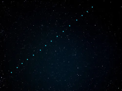 Un train de satellites Starlink vu mardi soir dans nos régions