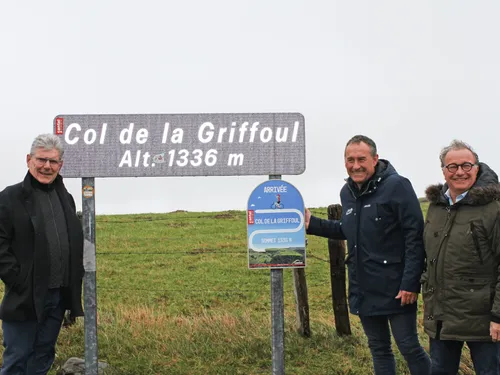 Tour de France : la Corrèze et le Cantal la jouent collectif